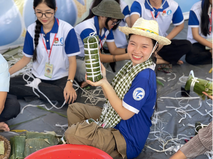 Trần Ngọc Mỹ Thanh – cô sinh viên “đa zi năng” của Khoa Quản lí văn hóa, nghệ thuật