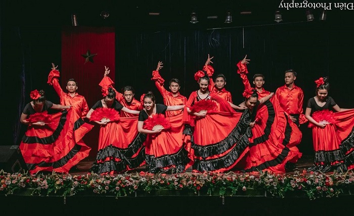  TÁC ĐỘNG CỦA CMCN 4.0 ĐẾN ĐÀO TẠO NGUỒN NHÂN LỰC CHO LĨNH VỰC VĂN HÓA NGHỆ THUẬT Ở VIỆT NAM HIỆN NAY