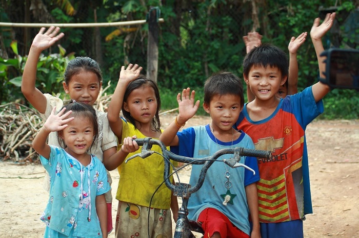 Sinh viên Văn hóa dệt khúc yêu thương cho trẻ em và đồng bào dân tộc ở Tây Nguyên