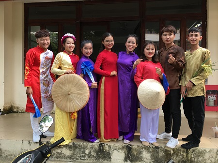 Buổi thi kết thúc môn ấn tượng của lớp Đại học Quản lý văn hóa 11.3