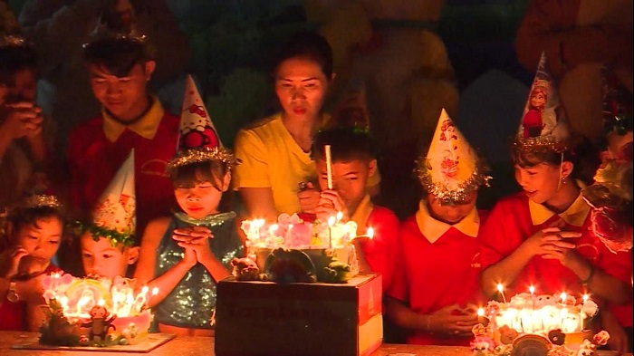 “Trao Lời Yêu Thương”: Những cảm xúc lắng đọng