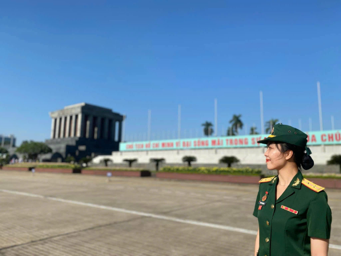 Từ giảng đường Văn hóa đến hàng ngũ quân đội ‘Hành trình cống hiến của Nguyễn Thị Cẩm Tú – Niềm Tự hào của Khoa quản lý văn hoá, nghệ thuật’